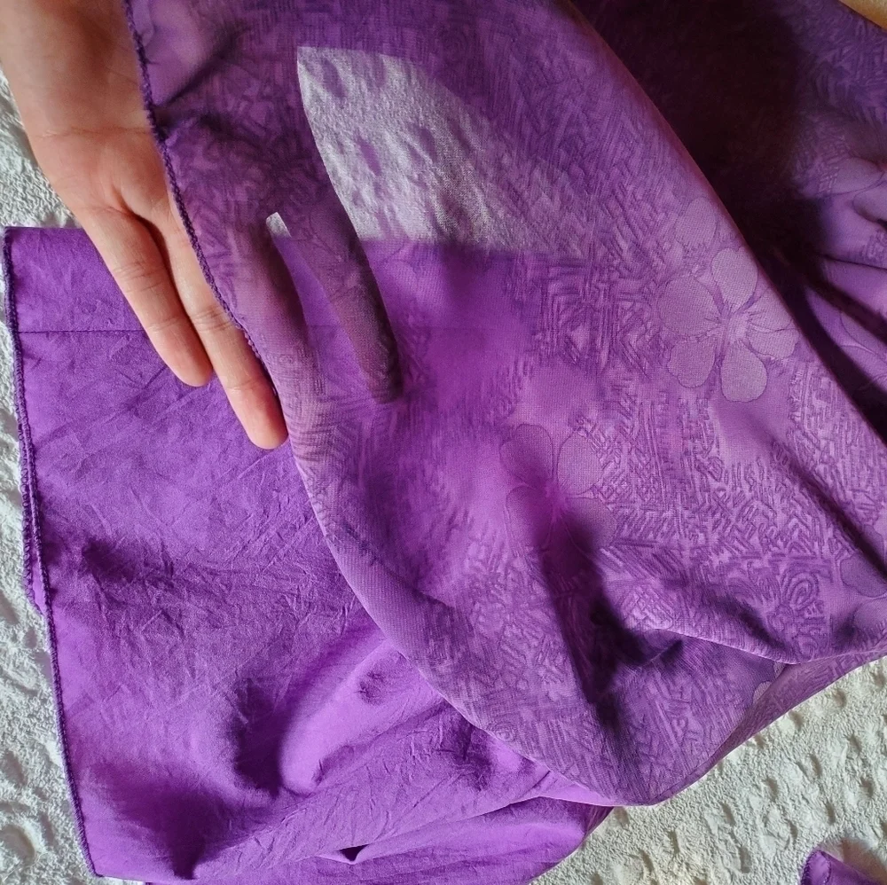 Formal lace Hawaiian purple dress - Picture 8 of 8